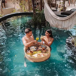 The Yellow Nest Hotel Tulum